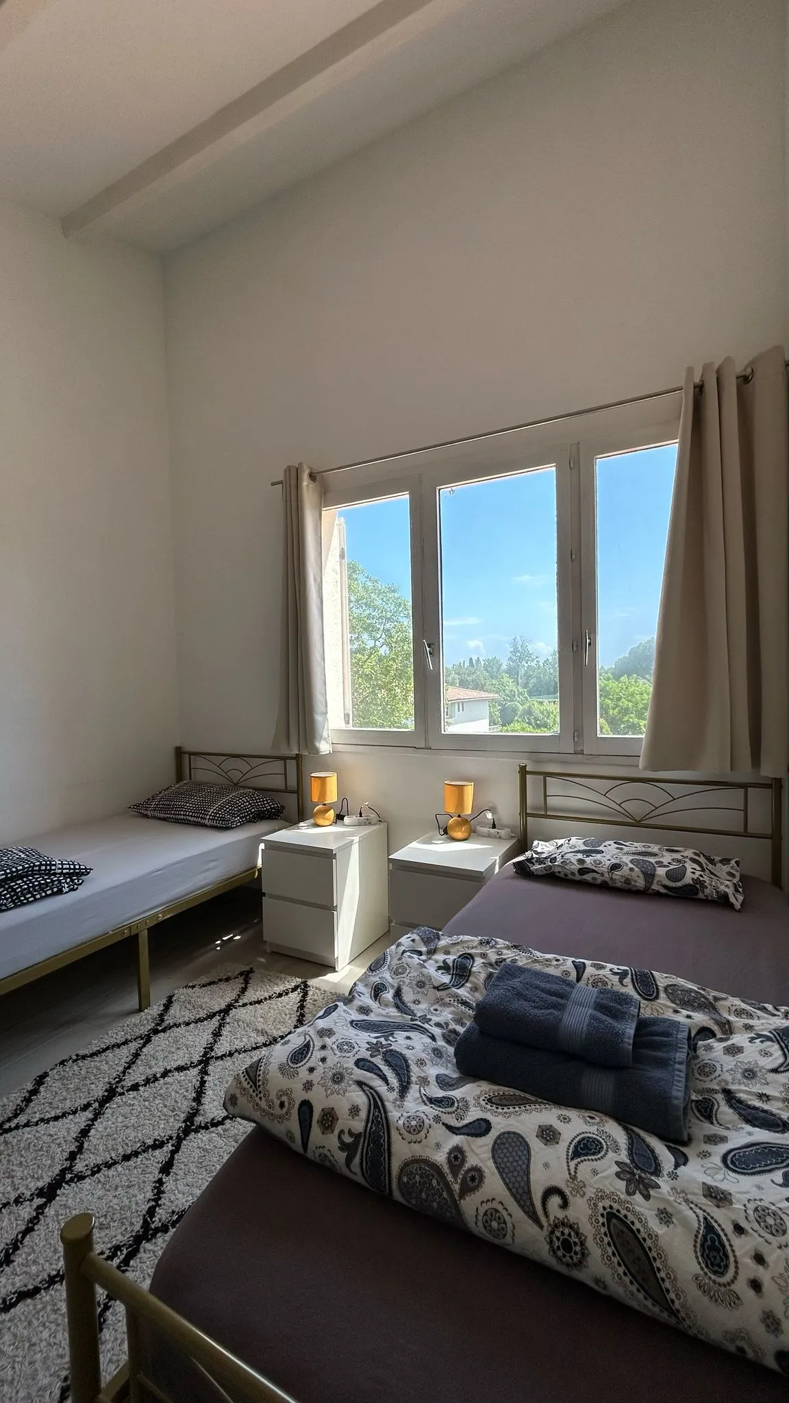 https://mangobeds.s3.amazonaws.com/media/nomadunion_villa_nice.webp